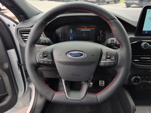 Used 2023 Ford Escape ST-Line Select AWD/4WD image 25