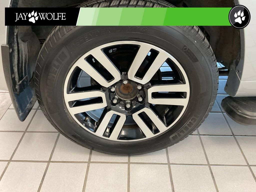 Used 2016 Toyota 4Runner Limited AWD/4WD image 6