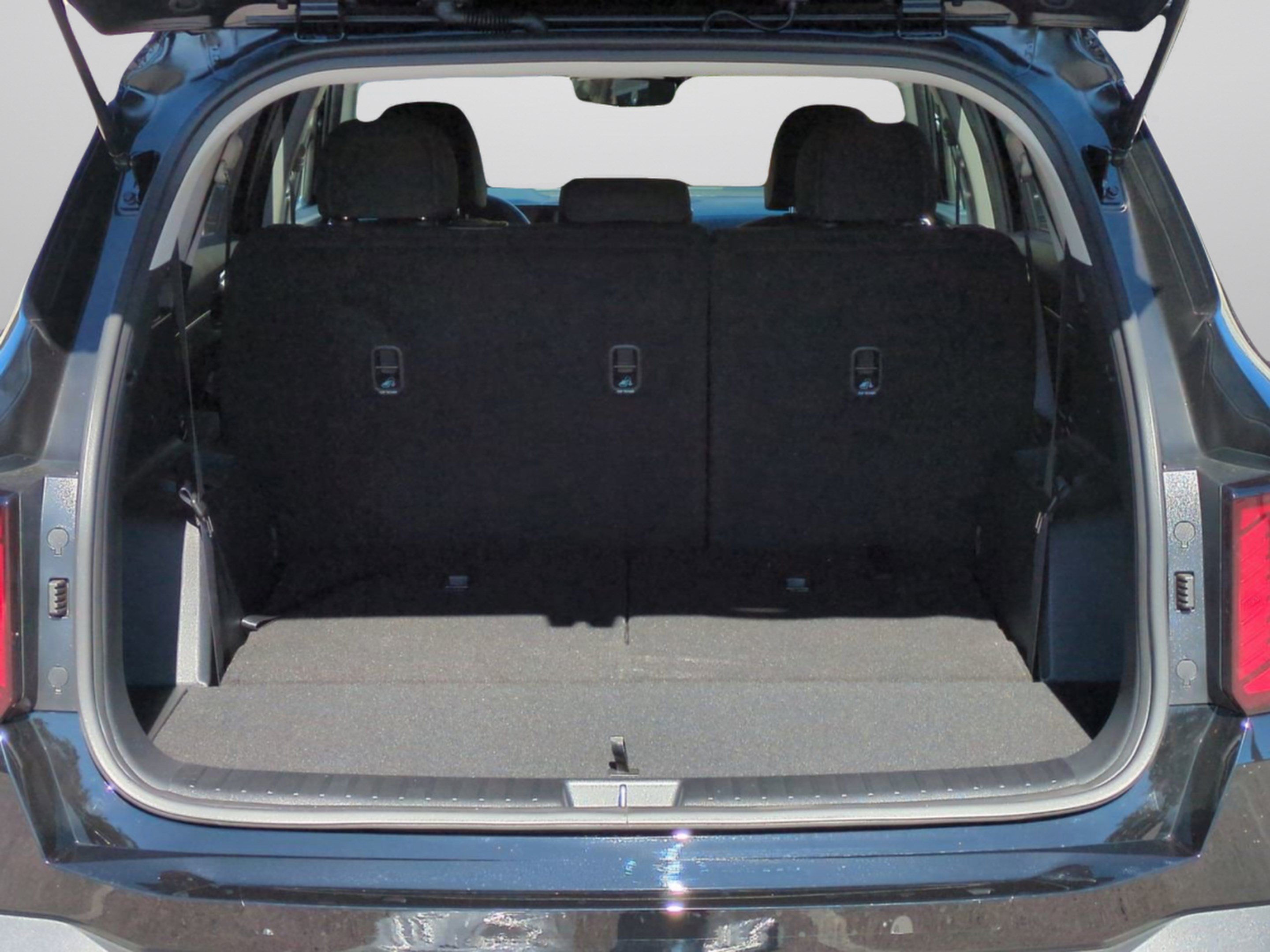 Certified 2026 Kia Sorento LX FWD image 15