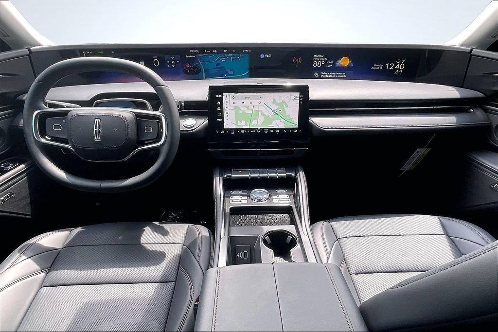 New 2026 Lincoln Nautilus Premier w/ Equipment Group 102A AWD/4WD image 5