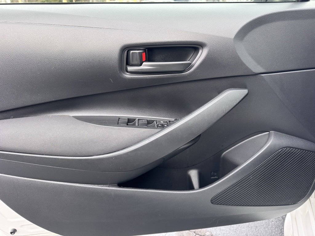 Used 2023 Toyota Corolla LE image 18