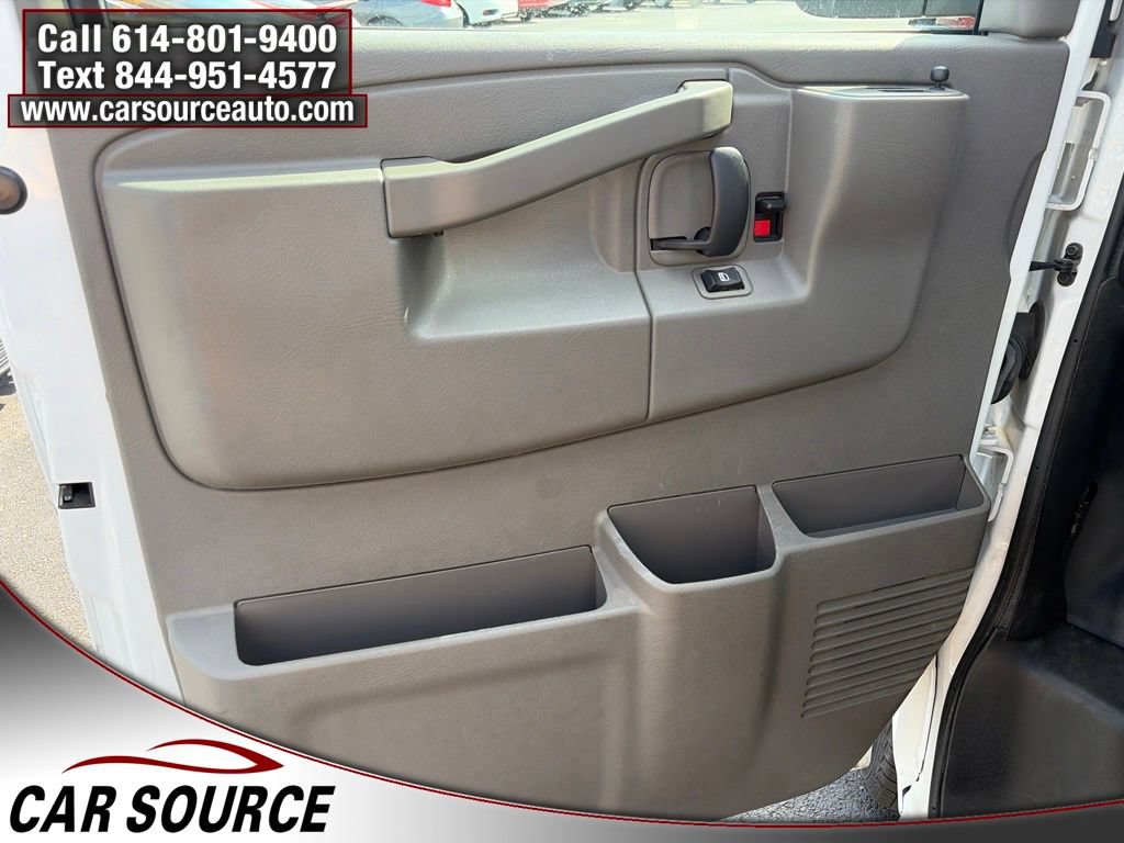 Used 2023 Chevrolet Express 4500 w/ Ambulance Package RWD image 13