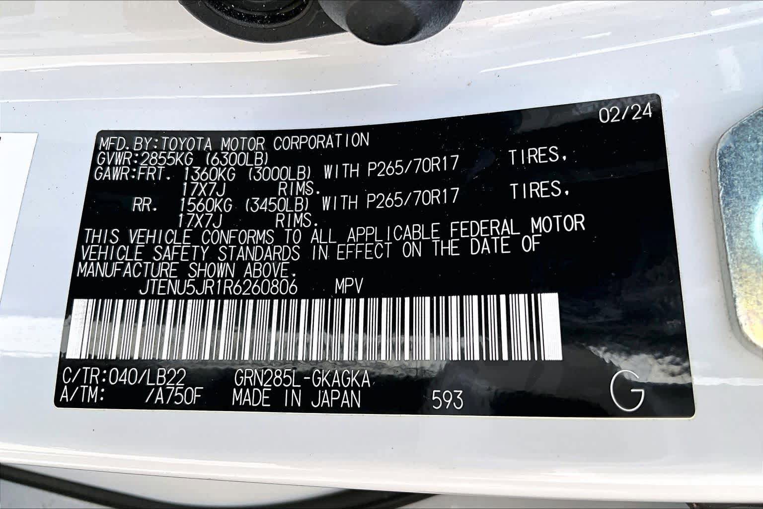 Used 2024 Toyota 4Runner SR5 Premium w/ Moonroof Package AWD/4WD image 36