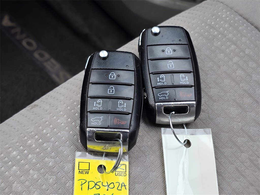 Used 2016 Kia Sedona LX w/ Option Group 020 image 35