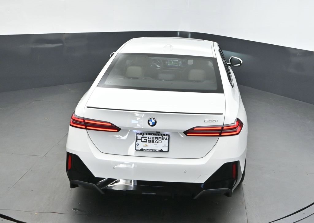 New 2026 BMW 530i w/ M Sport Package image 27