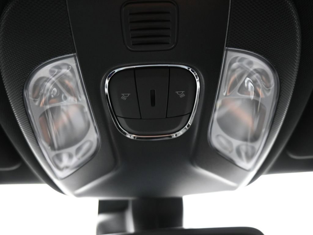 New 2026 Jeep Compass Latitude image 29