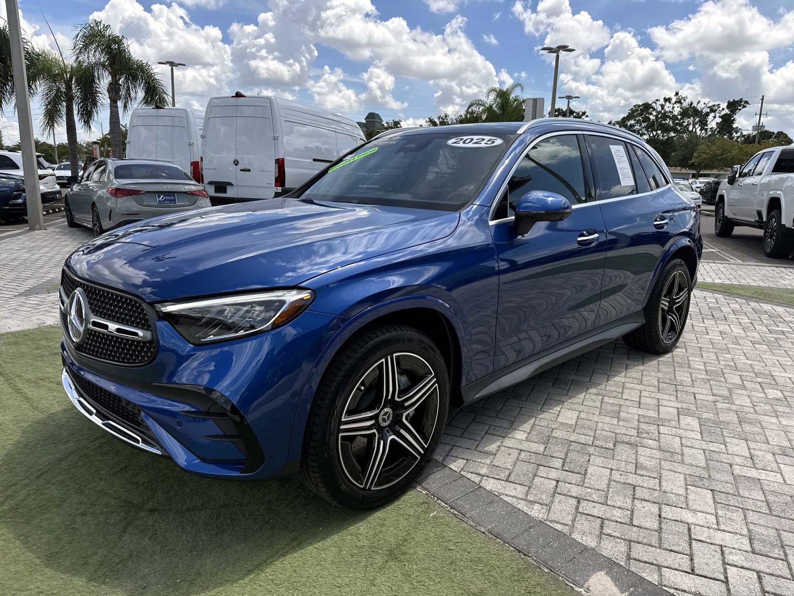 Certified 2025 Mercedes-Benz GLC 350e 4MATIC image 8