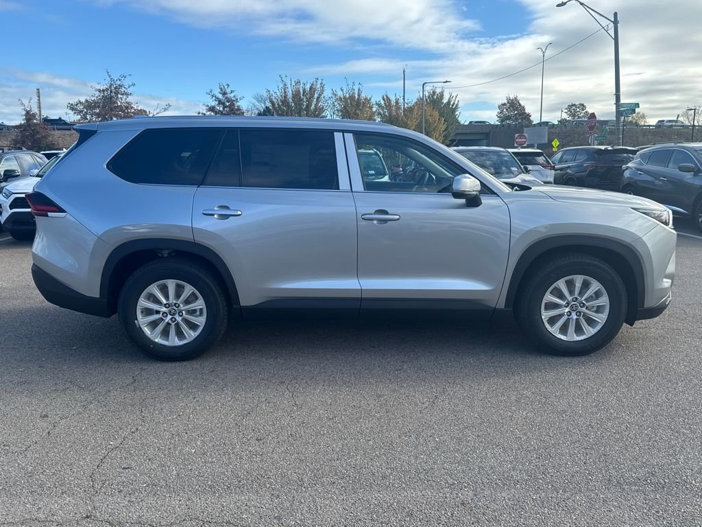 New 2026 Toyota Grand Highlander XLE image 8