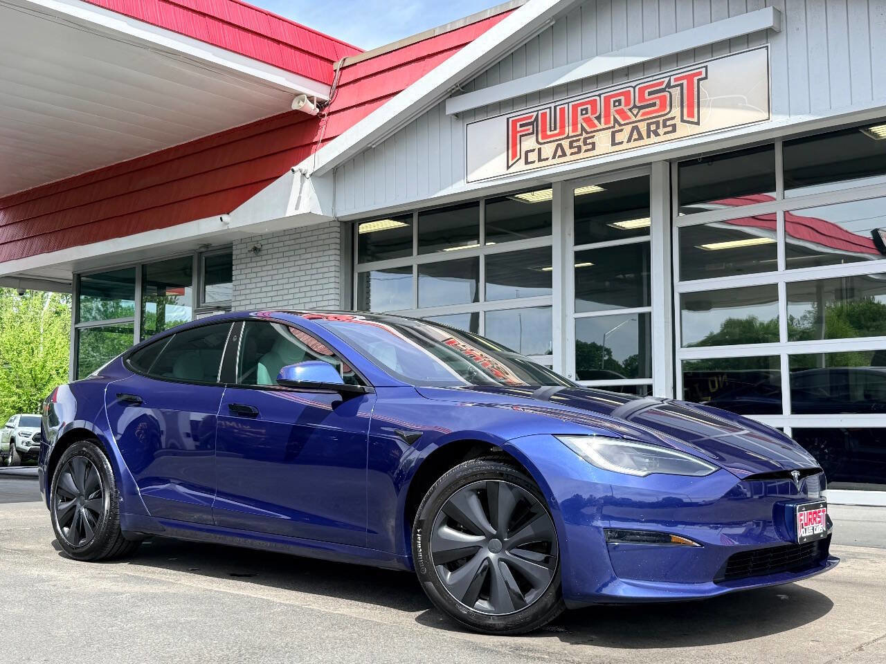 Used 2022 Tesla Model S image 1