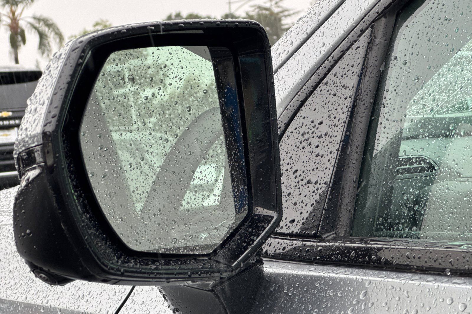 Used 2025 Chevrolet Suburban Z71 AWD/4WD image 48