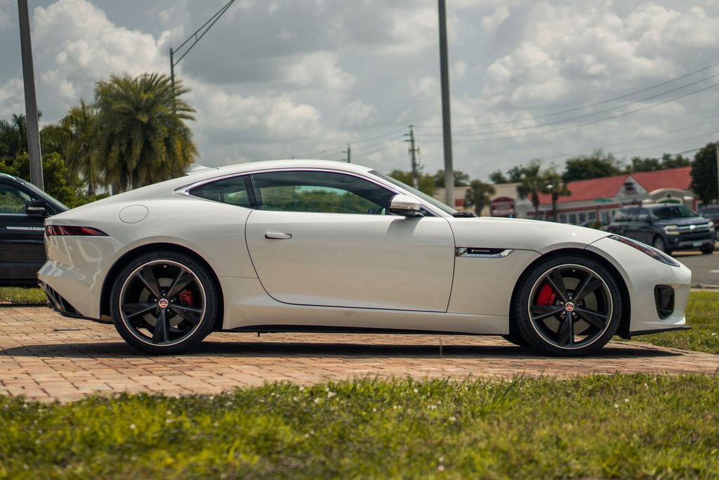 Used 2020 Jaguar F-TYPE R-Dynamic image 6