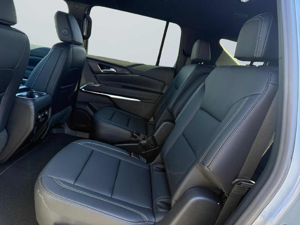 New 2027 Chevrolet Traverse LT w/ Driver Confidence Package FWD image 13