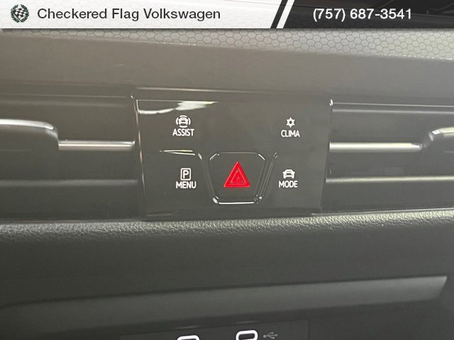 Used 2022 Volkswagen GTI S image 40