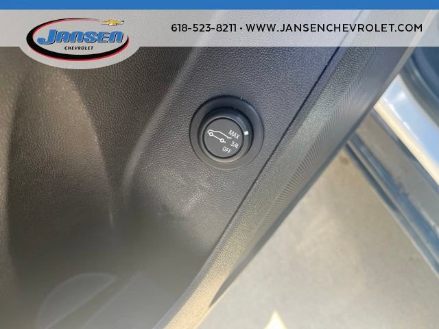 Used 2019 Chevrolet Equinox LT w/ Driver Convenience Package FWD image 14