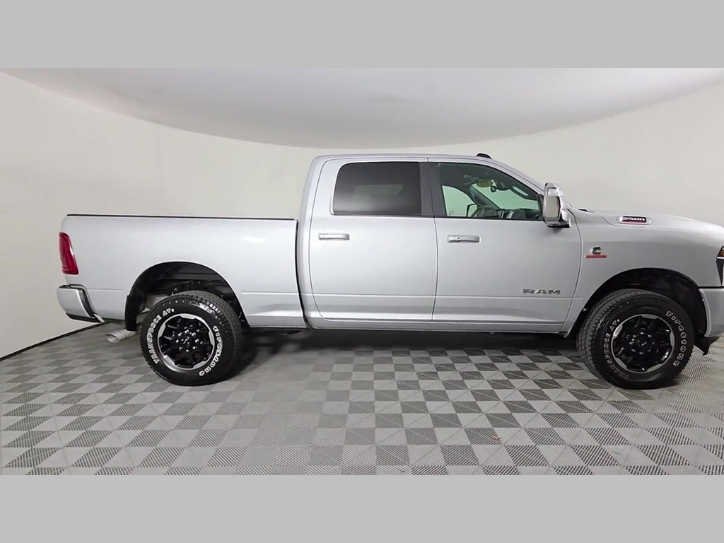 Used 2026 RAM 2500 Laramie AWD/4WD image 36