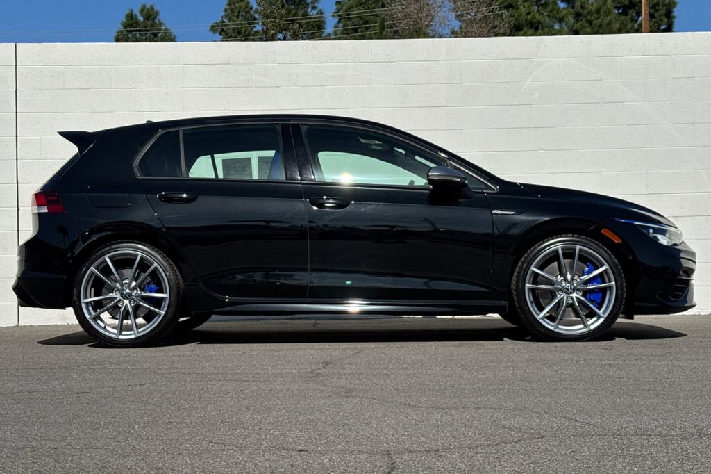 Used 2024 Volkswagen Golf R image 6