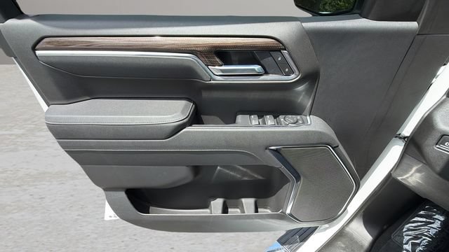 Used 2026 Chevrolet Silverado 1500 LT RWD image 17