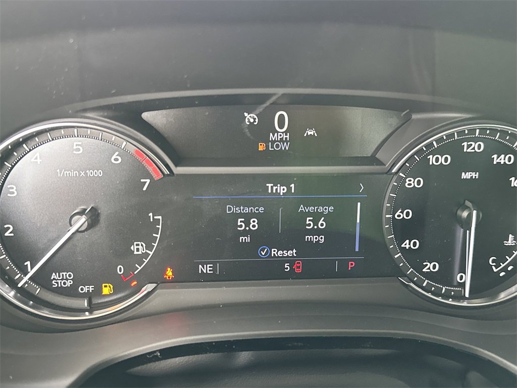 New 2025 Cadillac XT5 Luxury image 37