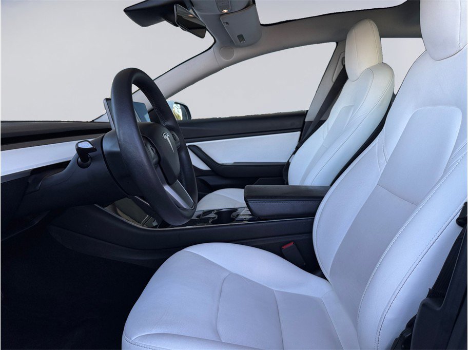 Used 2019 Tesla Model 3 Standard Range Plus RWD image 9