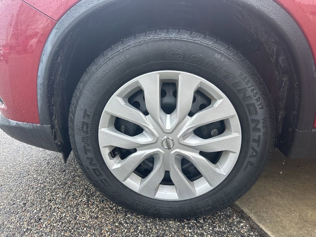 Used 2016 Nissan Rogue S image 28