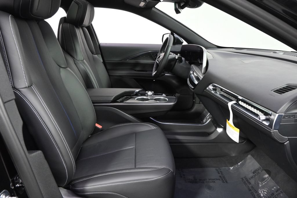 New 2026 Cadillac Lyriq Luxury w/ LPO, Floor Liner Package AWD/4WD image 16