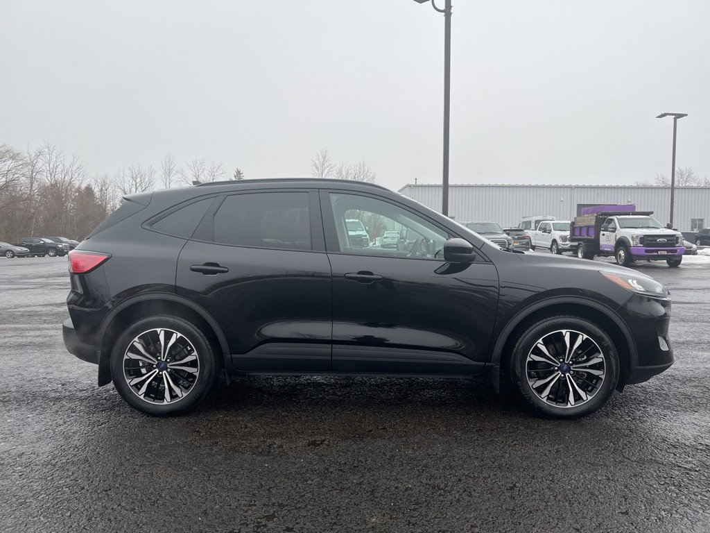 Used 2022 Ford Escape SEL w/ SEL Stealth AWD Package image 27
