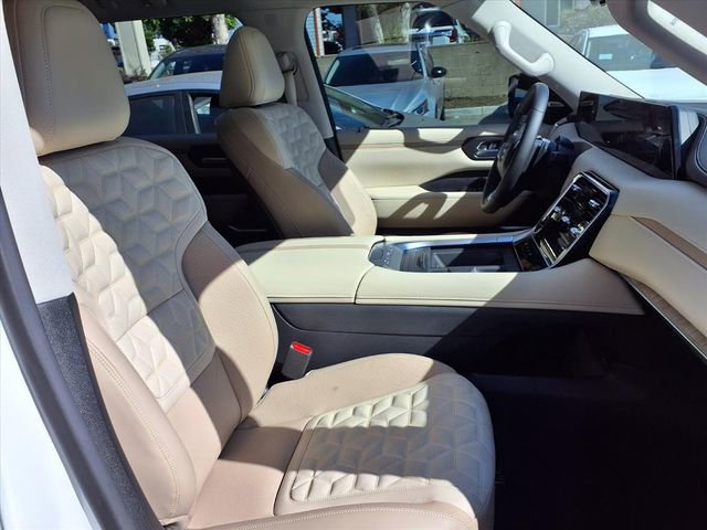 New 2026 Nissan Armada Platinum image 5