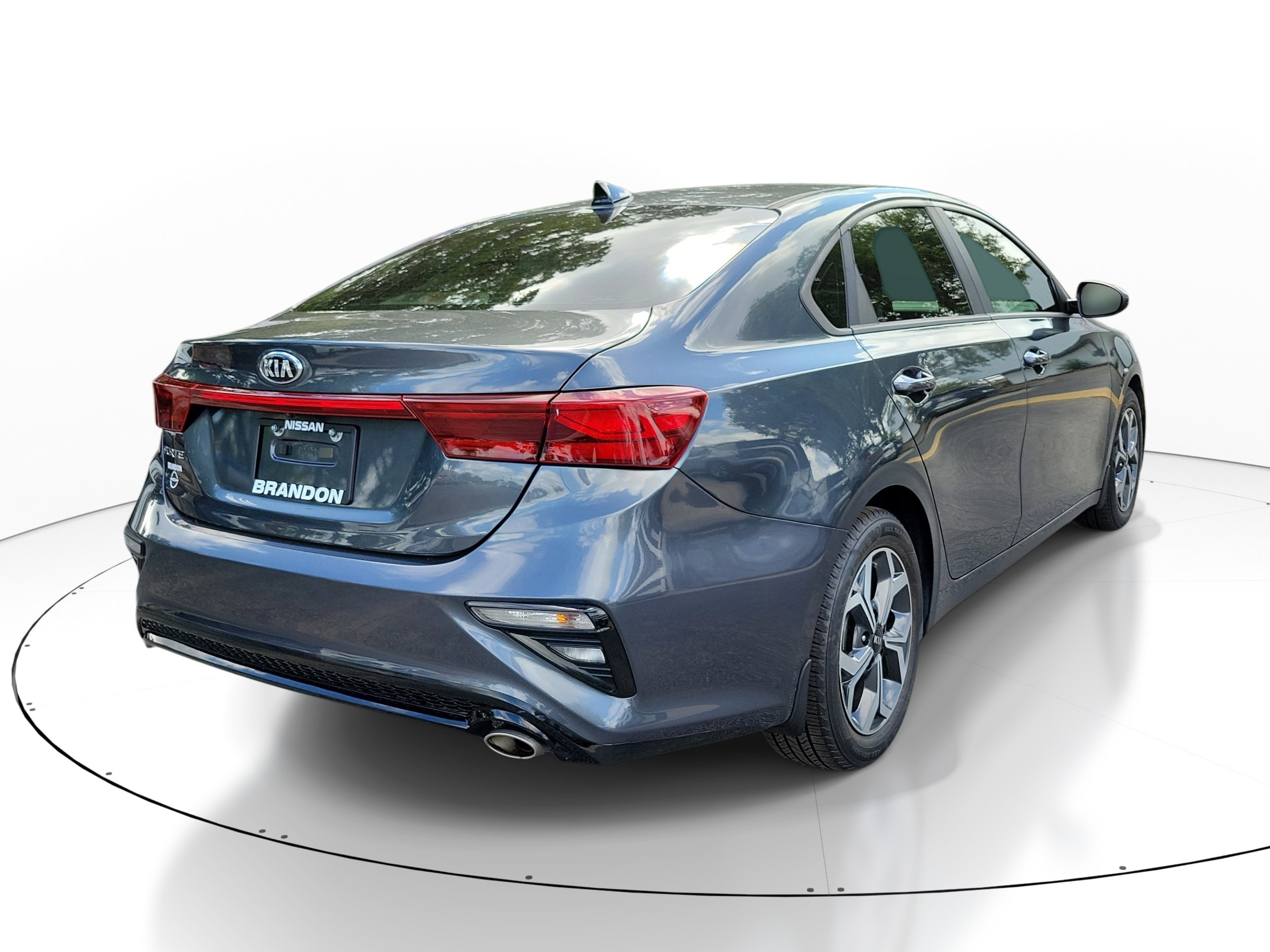 Used 2019 Kia Forte LXS FWD image 7