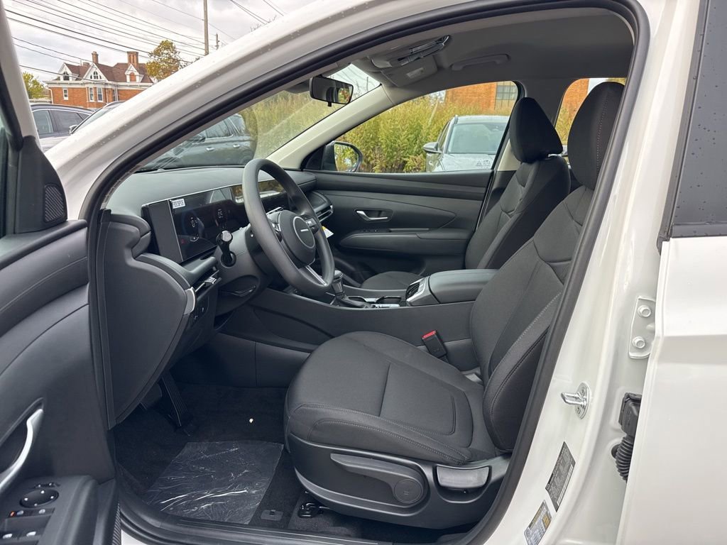 New 2026 Hyundai Tucson SE image 12