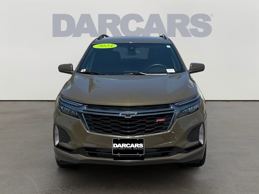 Used 2023 Chevrolet Equinox RS AWD/4WD image 2