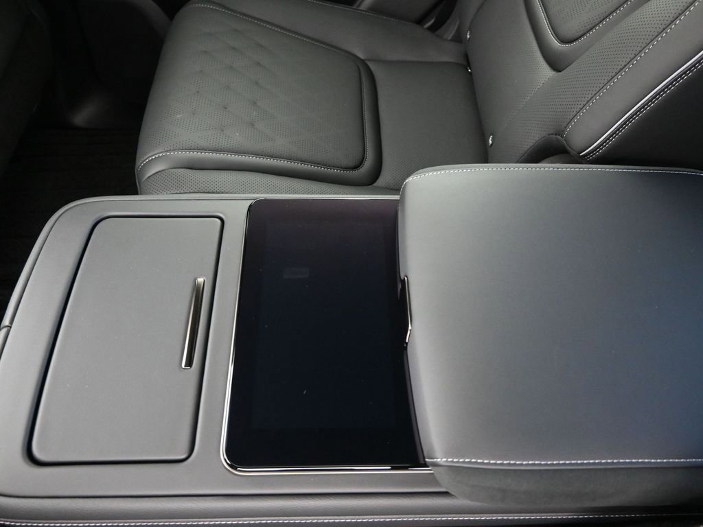 New 2026 INFINITI QX80 Autograph w/ Premium Cargo Package image 18