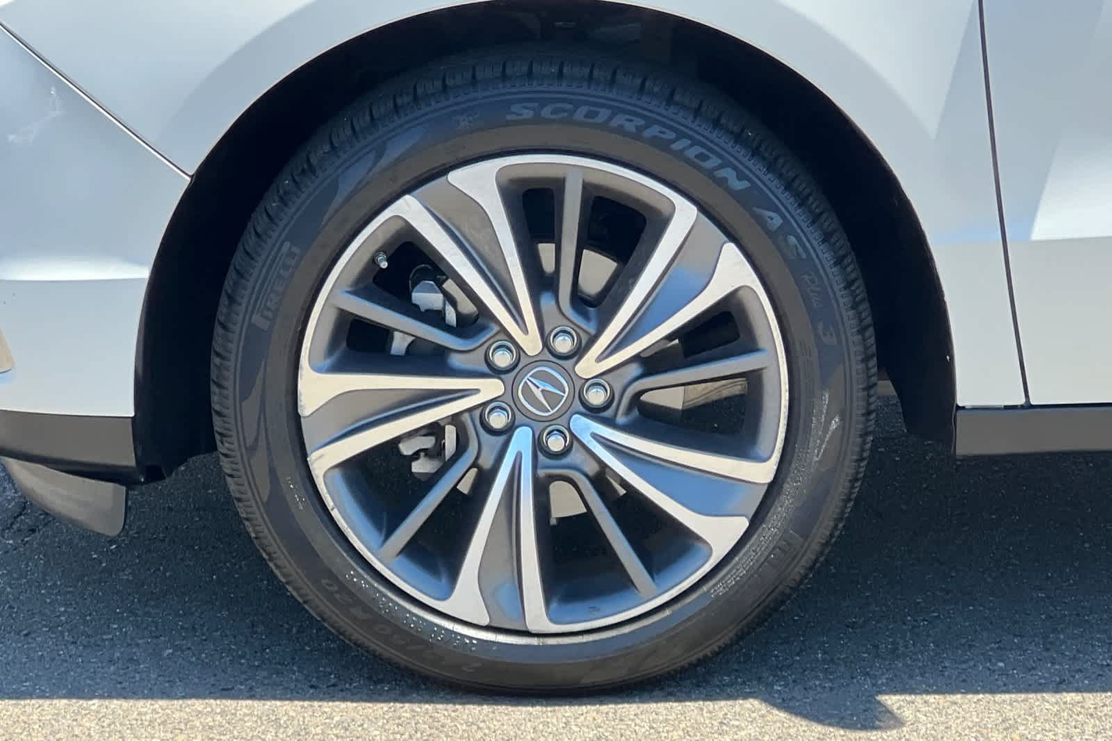 Used 2019 Acura MDX w/ Technology Package AWD/4WD image 33
