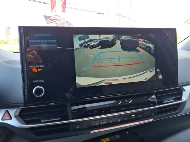 New 2026 Toyota Sienna XLE image 18