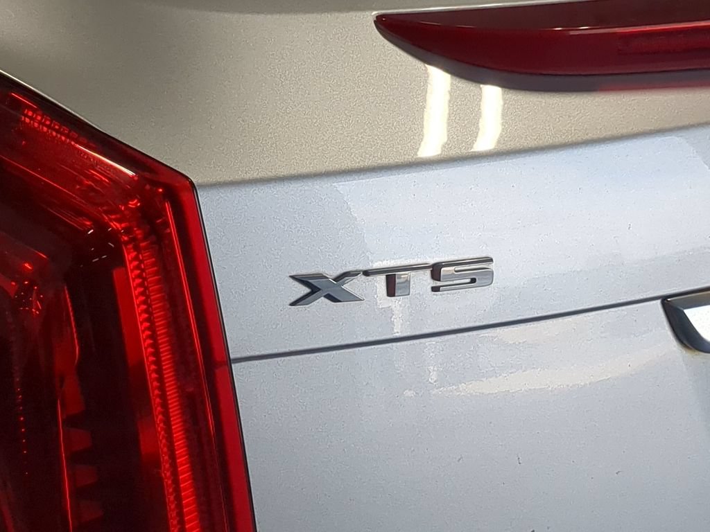 Used 2016 Cadillac XTS Luxury w/ Driver Awareness Package FWD image 16