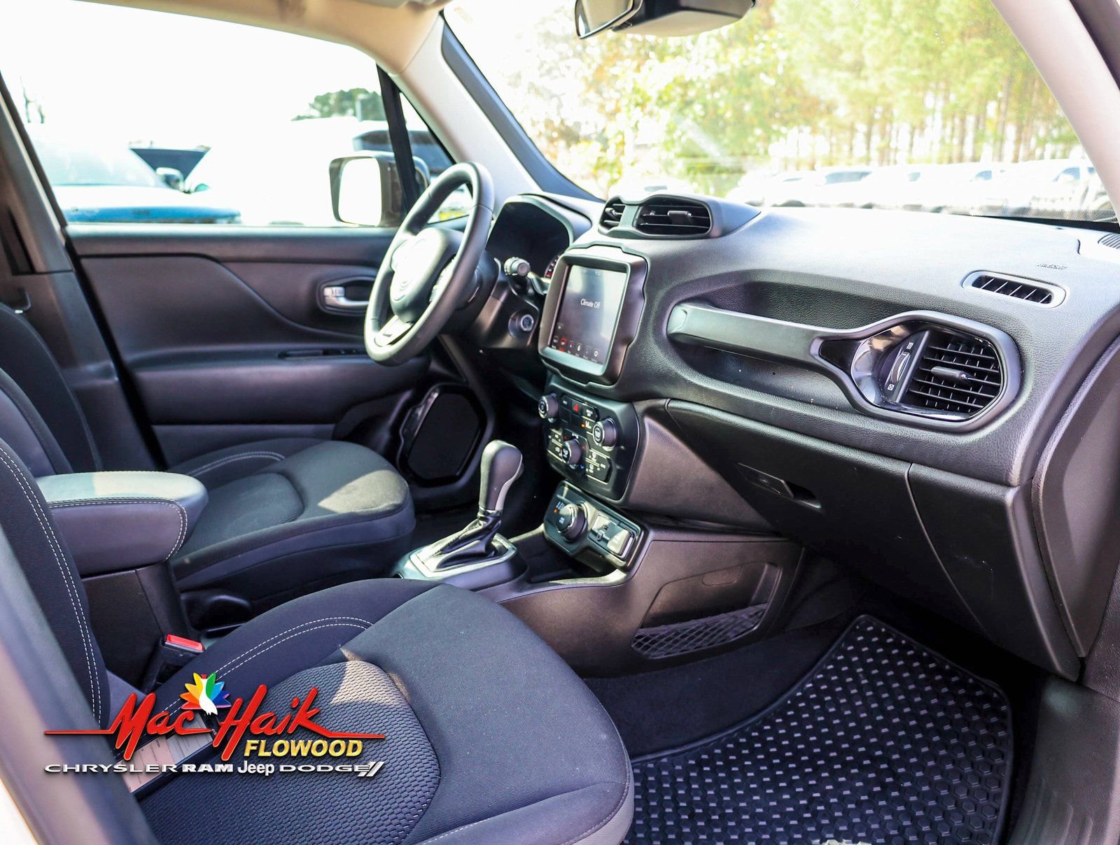 Used 2023 Jeep Renegade Altitude image 10