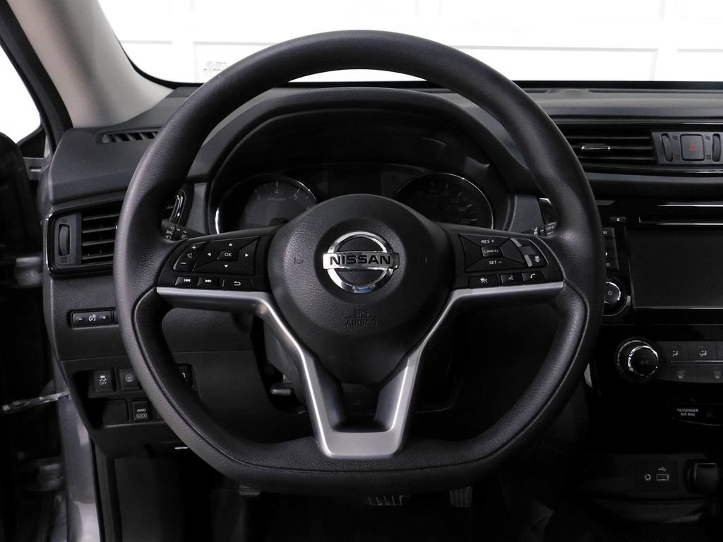 Used 2020 Nissan Rogue SV AWD/4WD image 29
