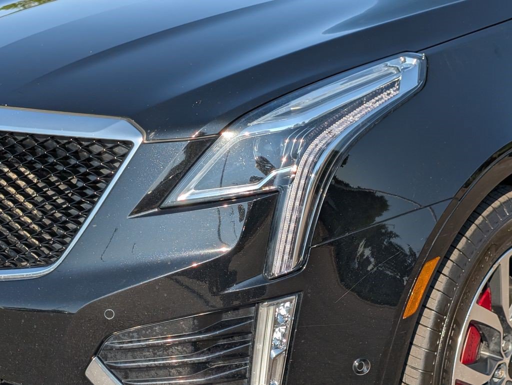 Certified 2023 Cadillac XT5 Sportv w/ Technology Package AWD/4WD image 12