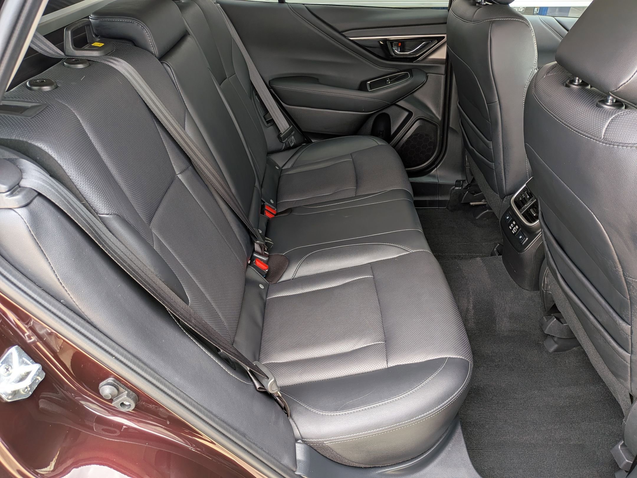 Used 2023 Subaru Outback Limited XT image 32