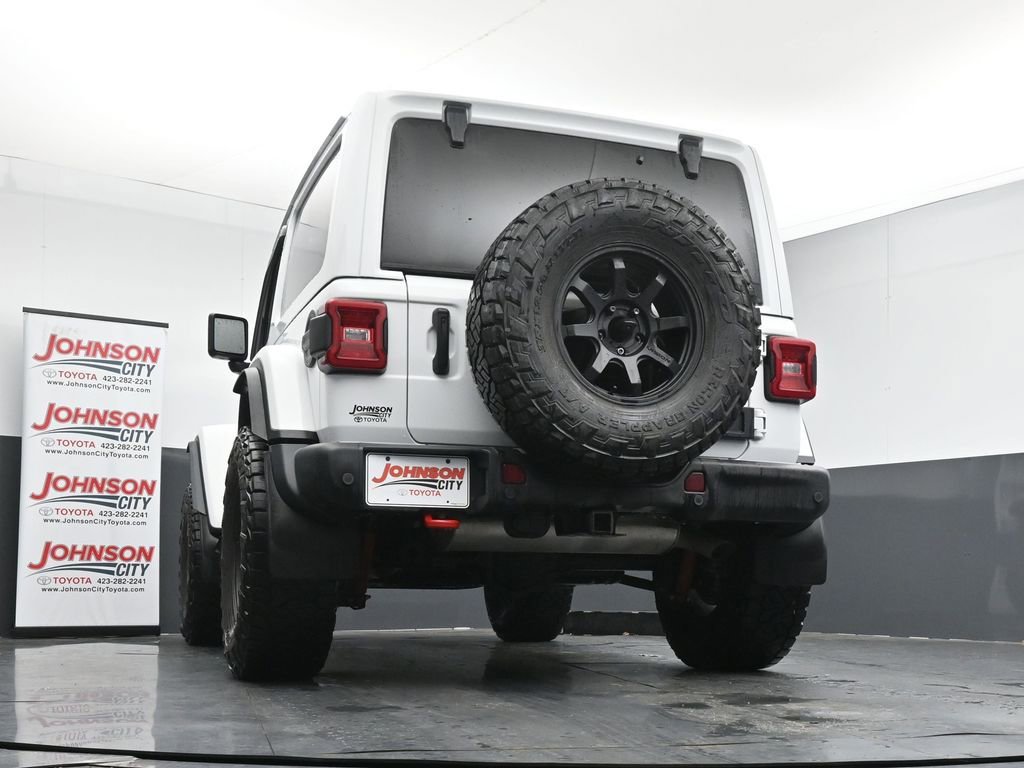 Used 2024 Jeep Wrangler Rubicon AWD/4WD image 34