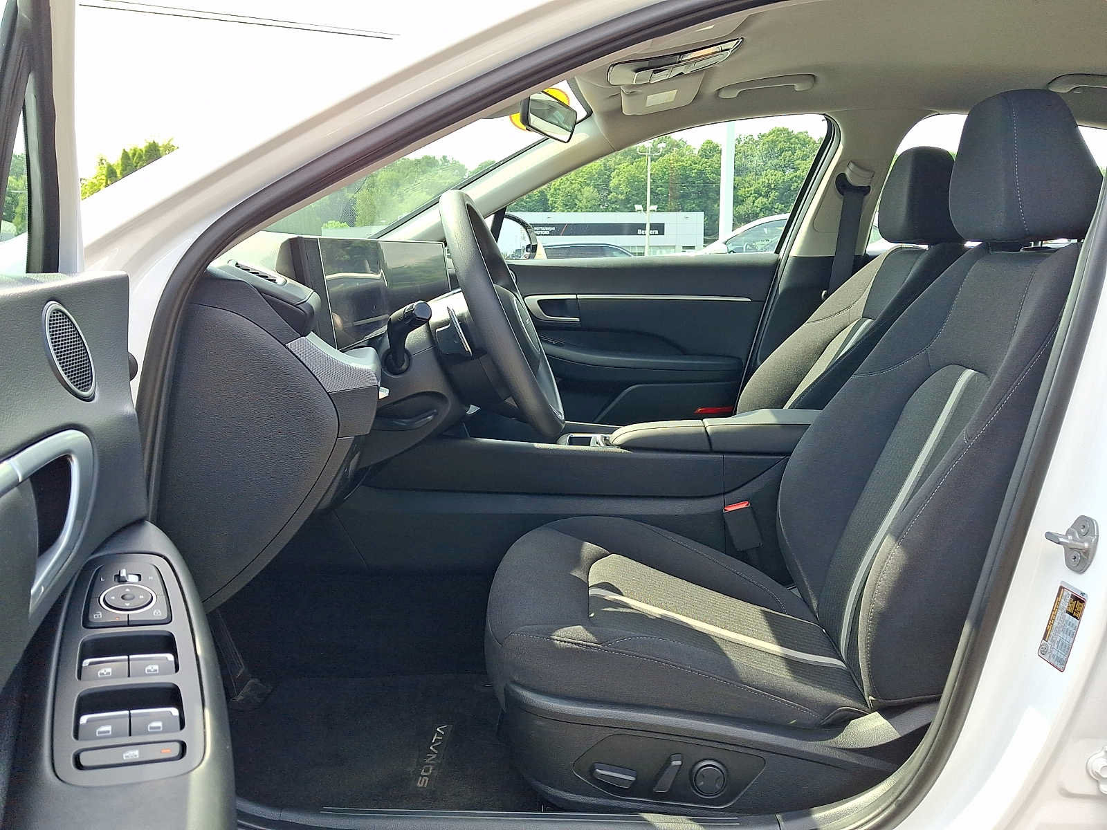 Used 2024 Hyundai Sonata SEL AWD/4WD image 14