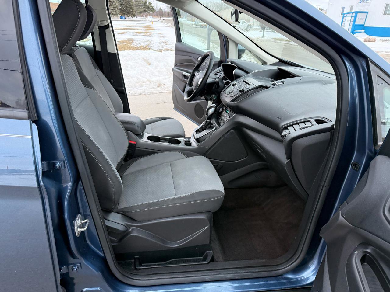 Used 2018 Ford C-MAX SE w/ Cold Weather Package image 22