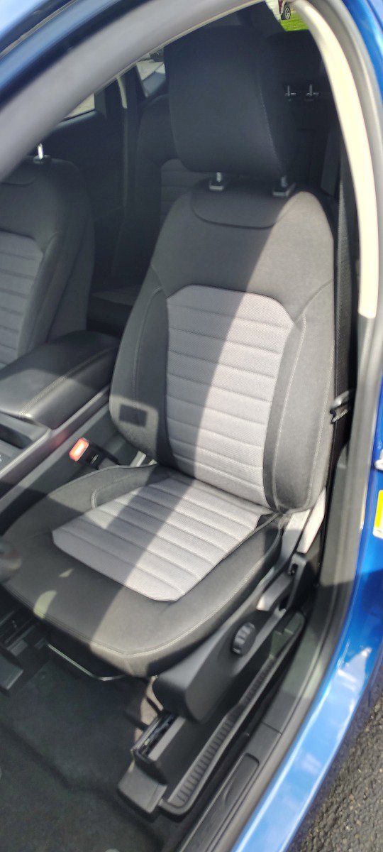 Used 2023 Ford Edge SE w/ Black Appearance Package AWD/4WD image 15