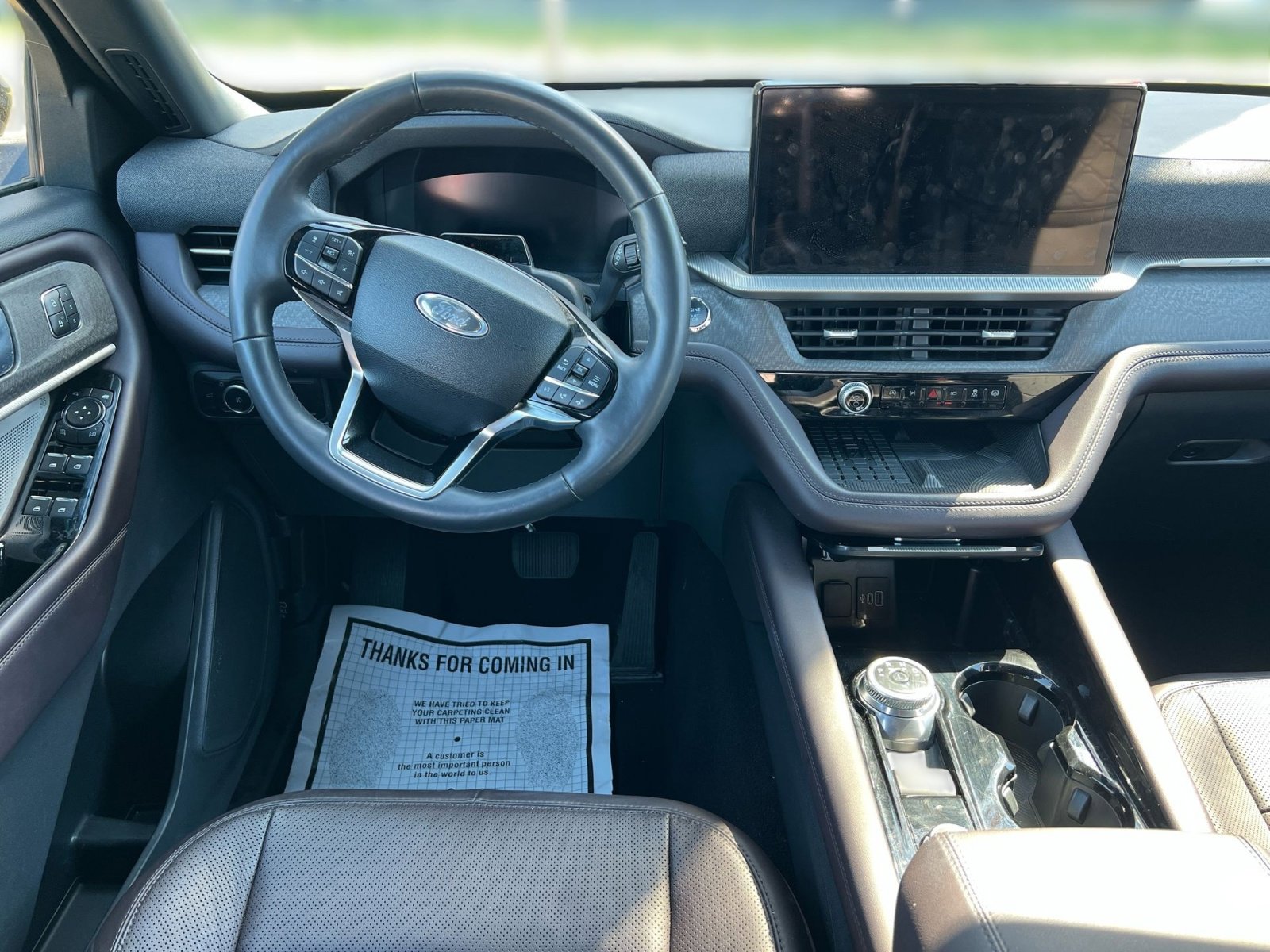 Used 2025 Ford Explorer Platinum w/ LUX Leather Package image 20