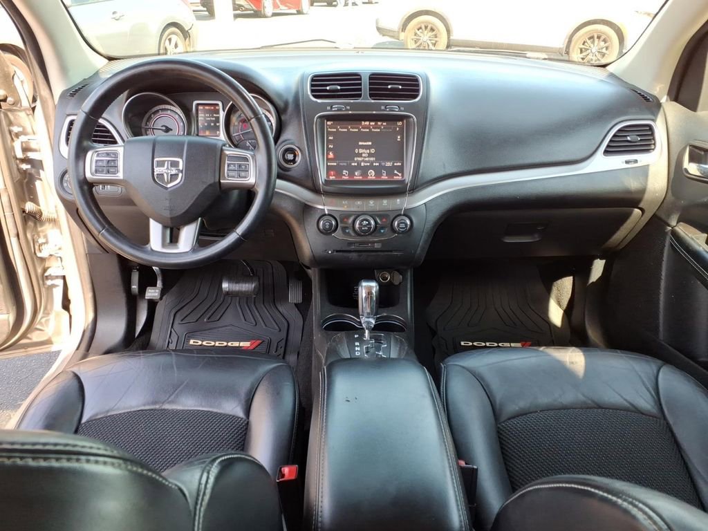 Used 2018 Dodge Journey Crossroad FWD image 9