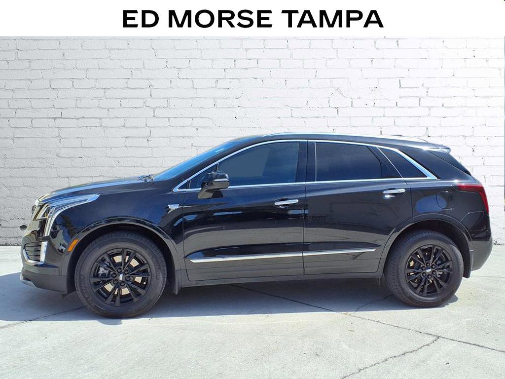 Used 2023 Cadillac XT5 Premium Luxury image 2