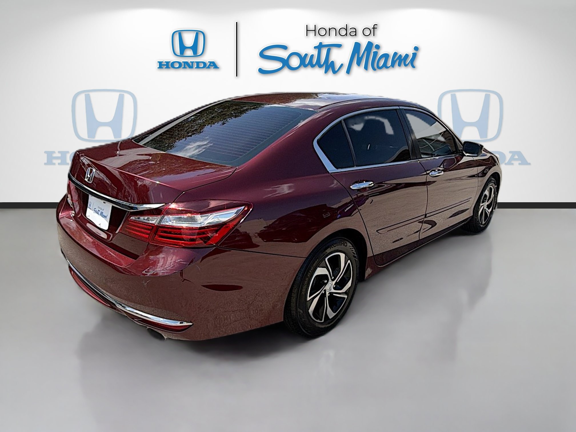 Used 2017 Honda Accord LX image 7