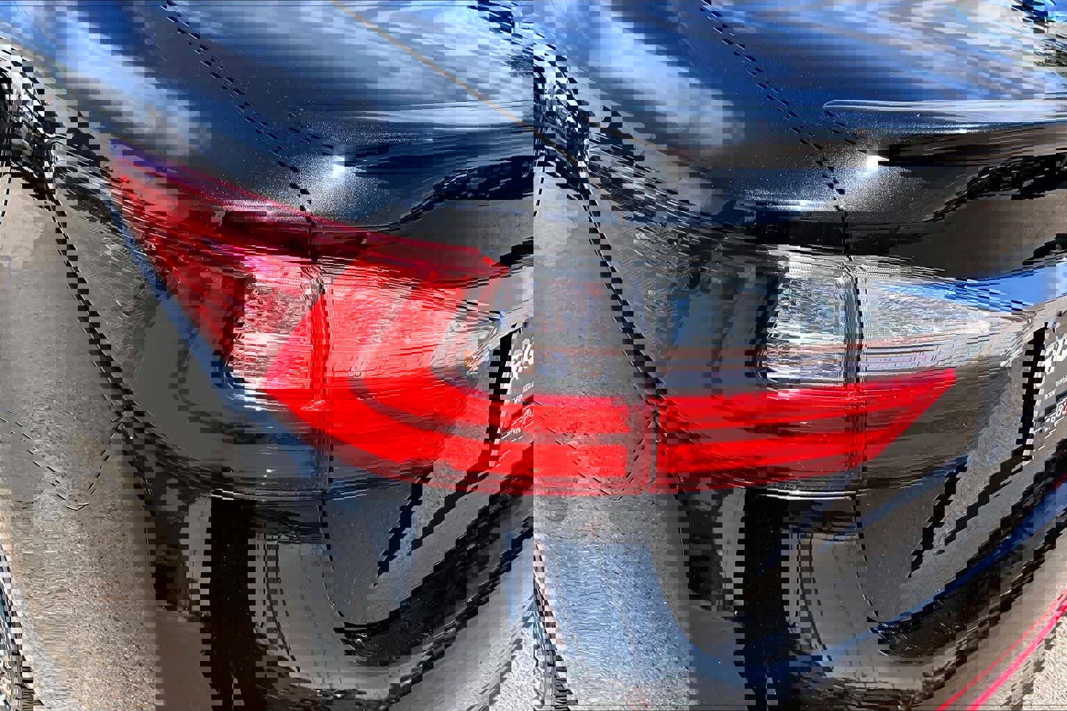 Used 2018 Lexus ES 350 w/ Luxury Package w/Wood Trim FWD image 28