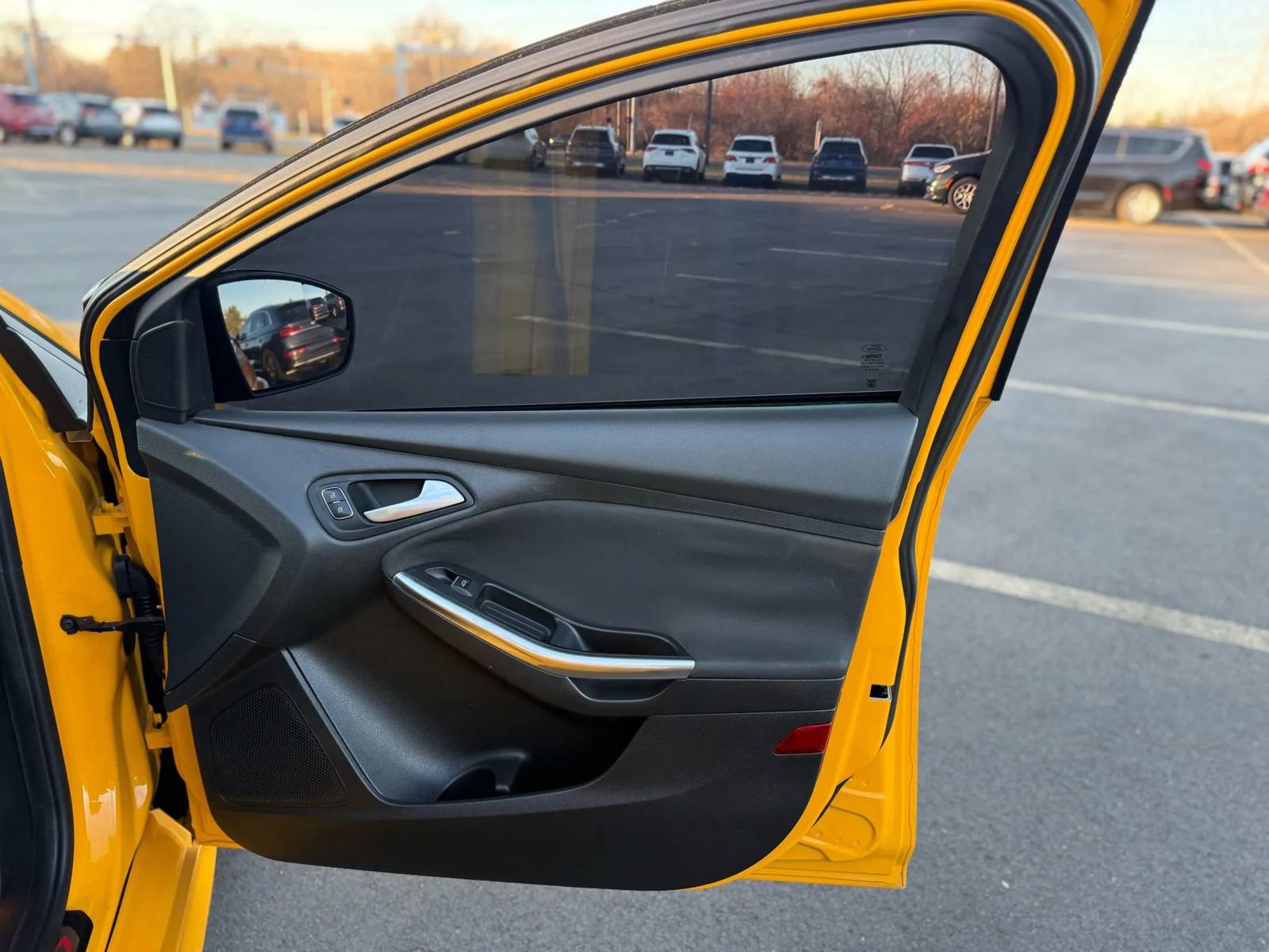 Used 2016 Ford Focus ST image 21