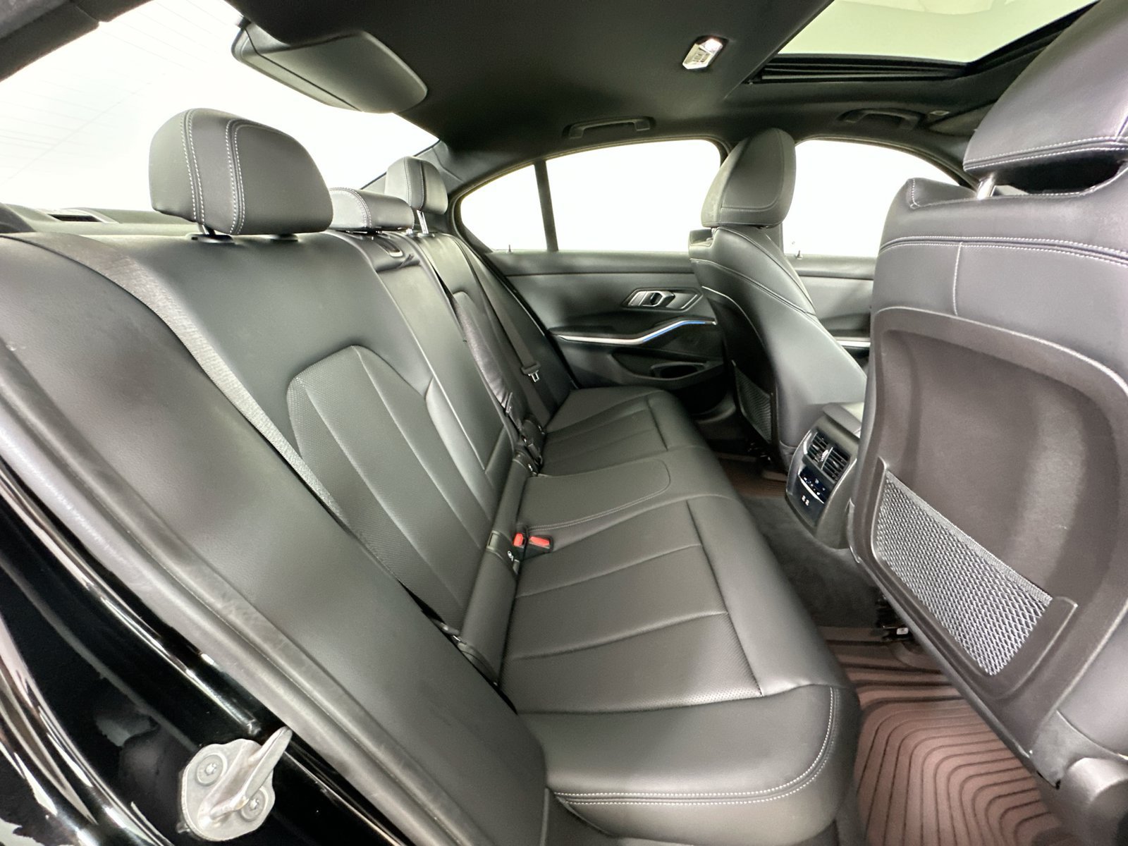 Used 2023 BMW 330e xDrive w/ Premium Package AWD/4WD image 43