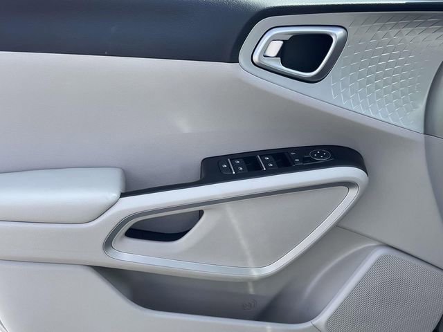 Certified 2020 Kia Soul LX image 26